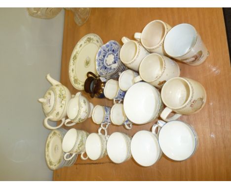 TWENTY TWO PIECE WEDGWOOD 'PETERSHAM' PATTERN CHINA TEA SET FOR SIX PERSONS, INCLUDING TEA POT, FIVE ROYAL COMMEMORATIVE MUGS