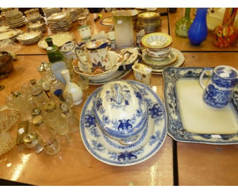 VICTORIAN AND LATER POTTERY AND CHINA INCLUDES 'VERONA' PATTERN OBLONG BLUE AND WHITE PLATTER, BLUE AND WHITE ABBEY PATTERN H