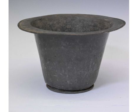 19th Century pewter chamber pot for commode, of broad rimmed tapered form, 28cm diameter