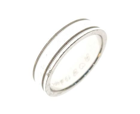 Tiffany &amp; Co platinum wedding band with double milgrain decoration, size R½ approx, 6mm wide, 14.9g approx 