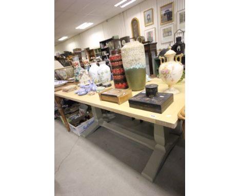 A Contemporary Neptune Chichester Light Oak Kitchen Table