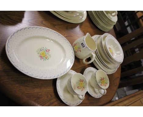 A Susie Cooper Part Tea Service 'Prentemps 2205' 