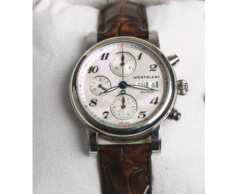 Montblanc - Herrenarmbanduhr "Armbandchronograph Serie Meisterstück" (um 2010), hellesZifferblatt m. schwarzen arab. Ziffern,