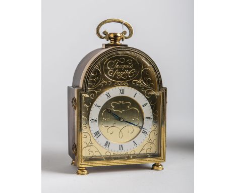Tischuhr (Junghans Meister), Holzgehäuse m. Messing, vs. Mustergravor u. Aufschrift:"Tempus fugit", Front verglast, Repititio