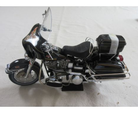 A large and impressive highly detailed 1:10  die-cast model of a Harley Davidson 'Electra'  Mortorcycle, by Franklin Mint, co