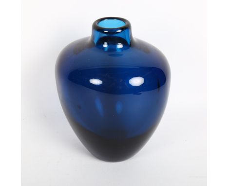 An Orrefors blue Art glass vase, height 16.5cm 