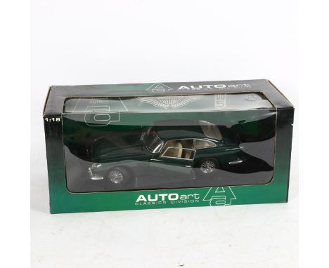 AUTOart Classics Division Green Aston Martin DB5, boxed, 1:18 scale model 