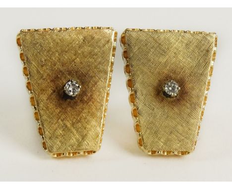Men's Vintage 14 Karat Yellow Gold Cufflinks Accented with Small Round Cut Diamonds. Signed 14K. Good Condition. Measure 1 In