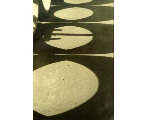 Shikanosuke Yagaki, Japanese (1897-1966) Gelatin Silver Print "Sun Patterns, 30's". Gallery Label en Verso: Houk Friedmand Ma