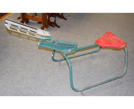 A manual clay pigeon trap, 136cm length