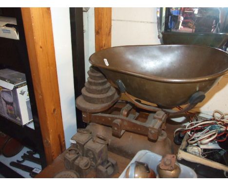 VINTAGE SHOP SCALES &amp; WEIGHTS