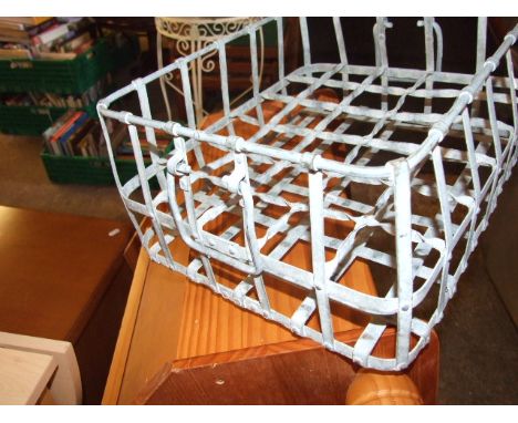 VINTAGE GALVANISED SCHOOL MILK BOTTLE CRATE