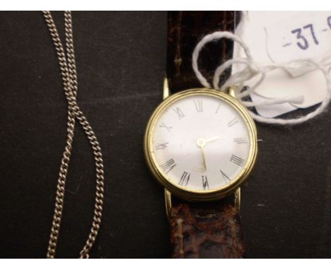 A LADIES GOLD CASED WRIST WATCH WITH LEATHER STRAP A/F AND NECKLACE STAMPED 925