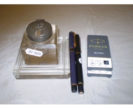 WATERMAN AND PARKER FOUNTAIN PENS AND GLASS INKWELL ON STAND