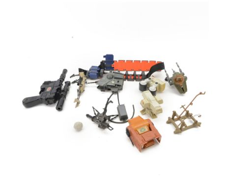 Kenner Star Wars Return Of The Jedi Chewbacca Bandolier Strap, together with a Kenner Star Wars The Empire Strikes Back Blast