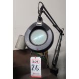 MAGNIFYING LAMP