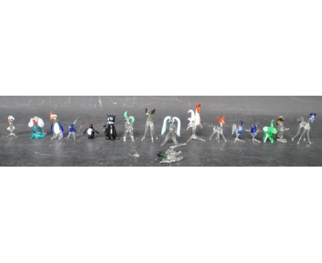 A large collection of vintage 20th century Murano studio art glass hand blown animal figures. Measures 6cm tall.