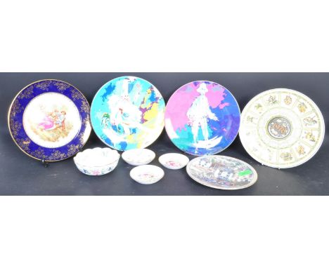 A collection of vintage late 20th ceramic china plates. The lot includes Royal Worcester fine bone china small plates, Aynsle