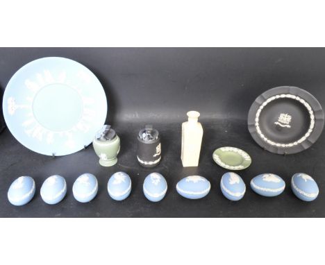 A collection of vintage 20th century Wedgwood ceramic jasperware comprising of blue jasperware commemorative plate, two jaspe