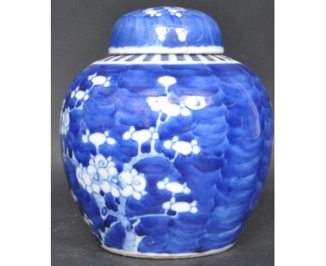 A 19th century Kangxi period Chinese blue and white prunus ginger jar. The jar presenting floral decorations, the jar having 