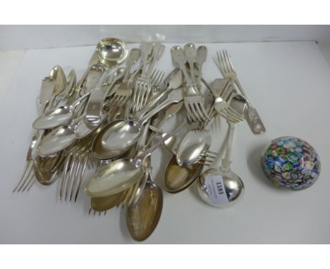Elkington silver plated flatware **PLEASE NOTE THIS LOT IS NOT ELIGIBLE FOR POSTING AND PACKING** 
