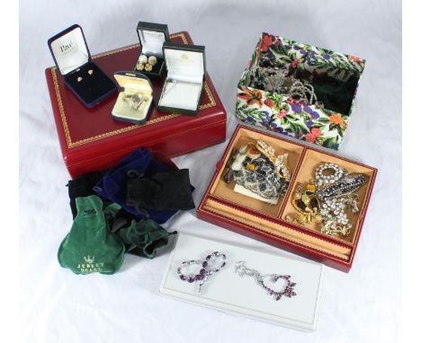 A quantity of costume jewellery including a freshwater pearl and amethyst necklace etc, in red leather jewellery box 