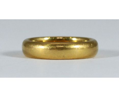 22ct Gold wedding ring 6.7 grams 