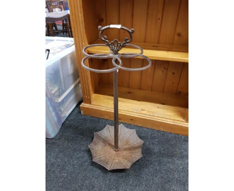 CAST IRON UMBRELLA/STICK STAND 