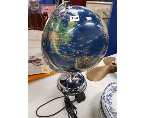 LIGHT UP WORLD GLOBE 
