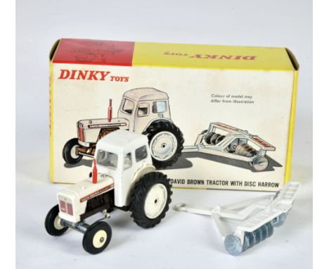 Dinky Toys, 325 David Brown Tractor with disc harrow, England, Okt Z 1, Z 1