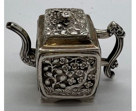 Miniature Victorian silver teapot, Birmingham 1848, maker Yapp &amp; Woodward. 4cm h. 31gm.Condition ReportGood condition.