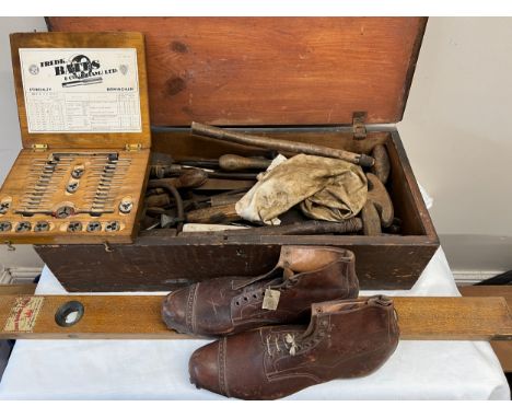 A collection of 18th/19thC tools, tap &amp; die set with shoes and spirit level. Originally belonging  to a cobbler.