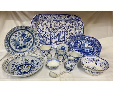 Selection of blue and white ceramics to include Royal Copenhagen jug 12.5cm, Spode 'Italian' dish 31.5 x 23.5cm, Royal Grafto