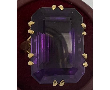 A good quality amethyst ring set in 18ct yellow gold. Amethyst 3ct, size P. 13.7gm.Condition ReportGood condition.