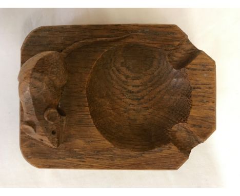 Robert Thompson of Kilburn 'Mouseman' oak ashtray, 10cm.Condition ReportSlight dirt grime.