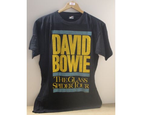 A Bowie Glass Spider tour T - Shirt in M   - some wear but a nice original item