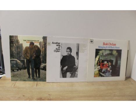 A lot of albums with some nice early UK Bob Dylan pressings on CBS