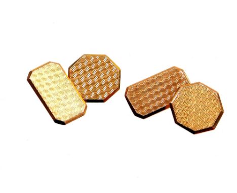 A pair of Edward VII 9ct gold engine turned cuff links, the front with octagonal crest, the back with rectangular shield, Che