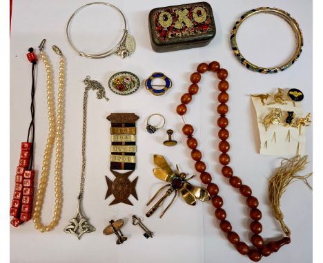 A quantity of costume jewellery to include an oval micro-mosaic brooch, a 1939-42 Church Lads Brigade bronze medal in the for