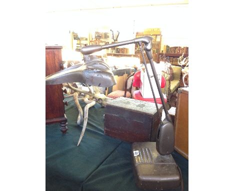 An early 20th century American Dazor Floating Fixture Industrial magnifying desk lamp, Model M-270