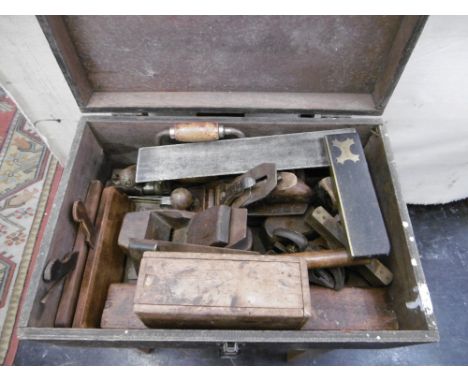 A QUANTITY OF OLD TOOLS IN A BOX