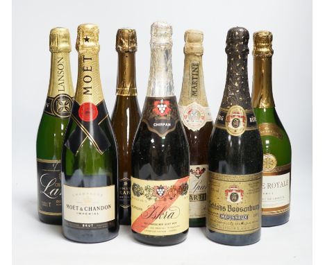 Seven bottles of Champagne and other sparkling wine including Moët &amp; Chandon