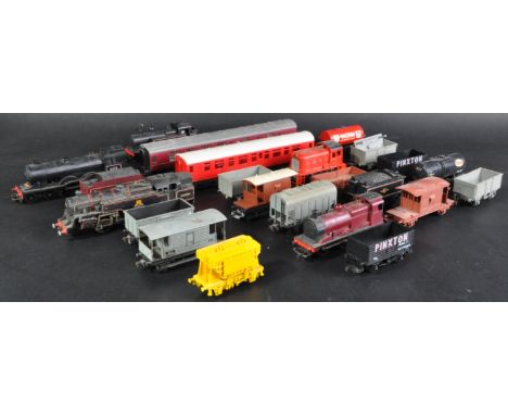 A collection of assorted 00 gauge model railway trainset locomotive engines and rolling stock wagons. Examples to include x4 