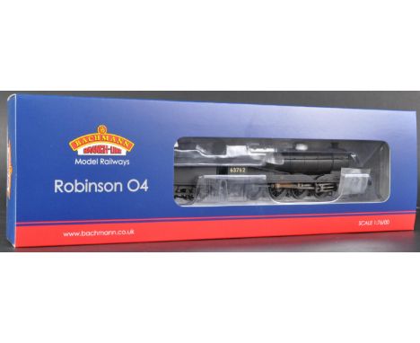 An original Bachmann made Branch Line 00 gauge model railway trainset locomotive engine No. 31-004A Robinson Class 04 63762 B