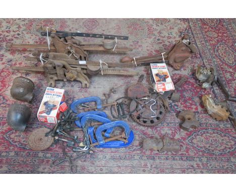 PARCEL OF VINTAGE CAST IRON TOOLS