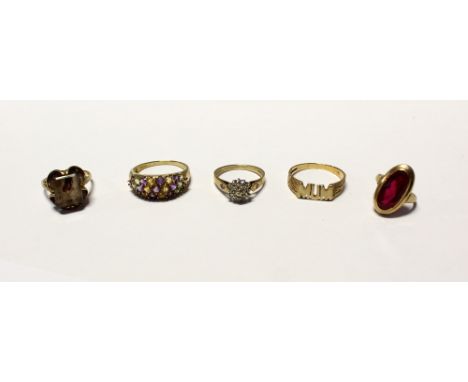 Five 9ct gold ladies' dress rings; one set with smoky quartz coloured stone, size K, one 'Mum' ring, size Q, a floral-set rin