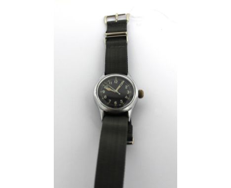 A c1940s WWII gentlemen's Military-issue Hamilton watch, high grade seventeen-jewel manual-wind movement, black dial with pai