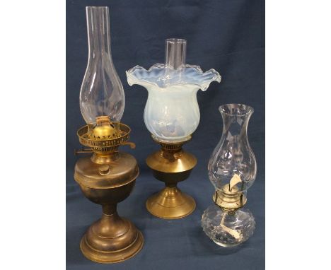 Duplex burner with vaseline glass oil lamp and 2 other oil lamps