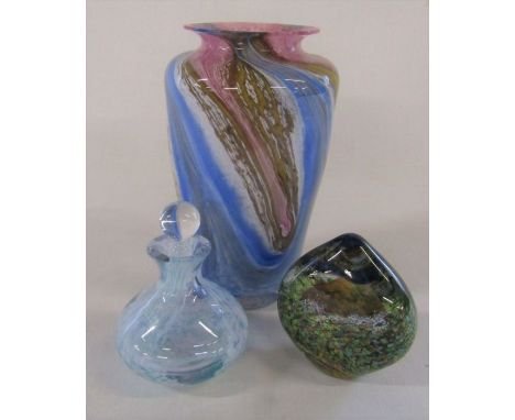 Thorn glass vase H 20 cm, M Andrews paperweight etc