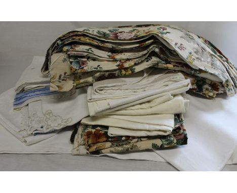 Assorted table linen including damask tablecloths and 4 long (237cm x 110cm) and 2 short (150cm x 53cm) Sanderson curtains, l